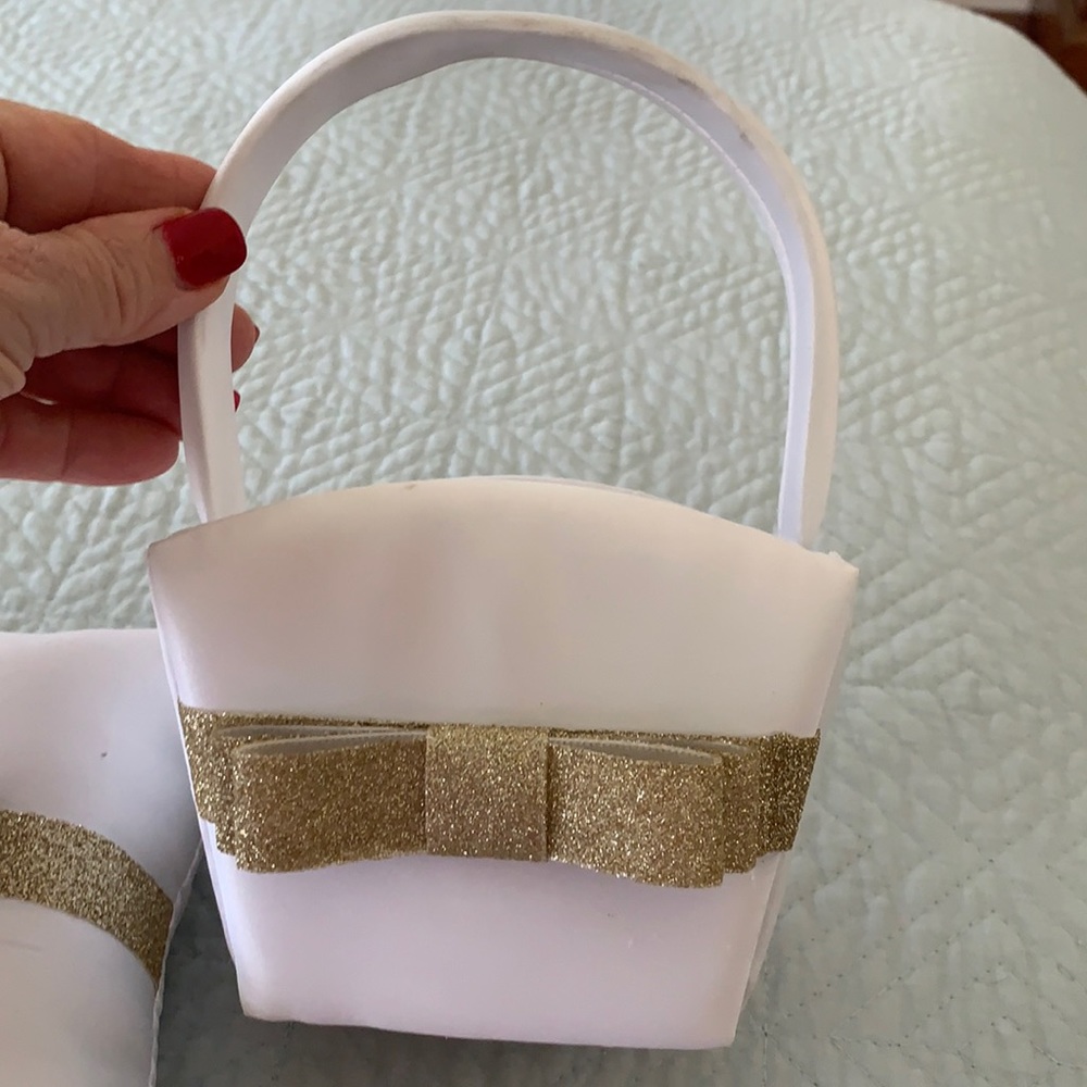 Flower Girl basket and Ring bearer Pillow
